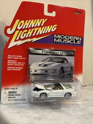 Johnny Lightning Modern Muscle Firebird 2000 blanco coleccionable diecast Foto 1 de 3