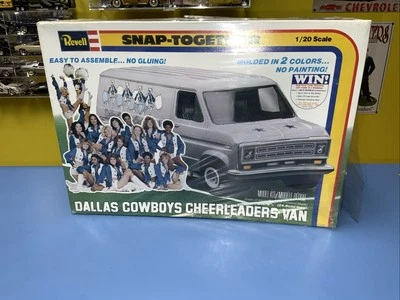 REVELL1979 DALLAS COWBOYS CHEERLEADERS VAN 1:20 SCALE  ITEM #6405 NEW - Image 1 of 4