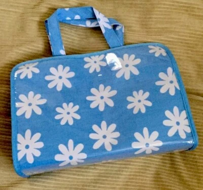 AVON~Spring Blue Flower, Small Tote/Beach/Cosmetic Bag~New Factory Sealed - Image 1 of 4