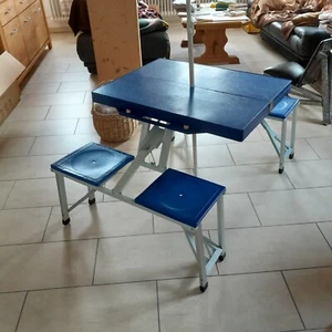 Campingtisch mit 4 Stühlen klappbar in einer Box - Bild 1 von 8