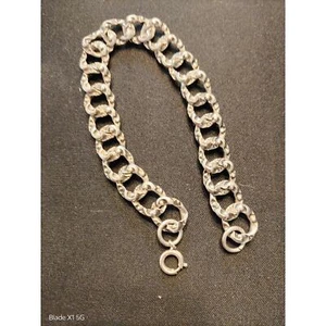 Vintage light and Airy Sterling Silver Patterned Ling Bracelet - Picture 1 of 5