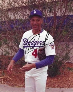 Signed 8x10 TOM GOODWIN Los Angeles Dodgers Autographed photo COA - Picture 1 of 1