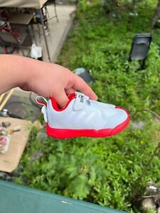 Adidas ActivePlay Disney Dumbo Gray And Red TD Toddler Infant  H67841 Size 6K