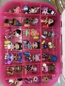 Konvolut 42 Lol Surprise Puppen Glam Glitter, Bling Serie und andere. Inklusive Koffer - Bild 1 von 2