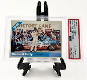 Carte personnalisée signée NASCAR Richard Petty B dédicacée PSA/ADN encapsulée
