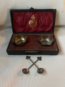 ANTICO SET CUCCHIAI CANTINE SALE ARGENTO STERLING Taylor Eye Witness Needham Box - Foto 1 di 14