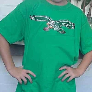 Kids Girls/Boys Eagles Gildan® Short Sleeve Youth T-Shirt Kids, Football Eagles - Picture 1 of 5