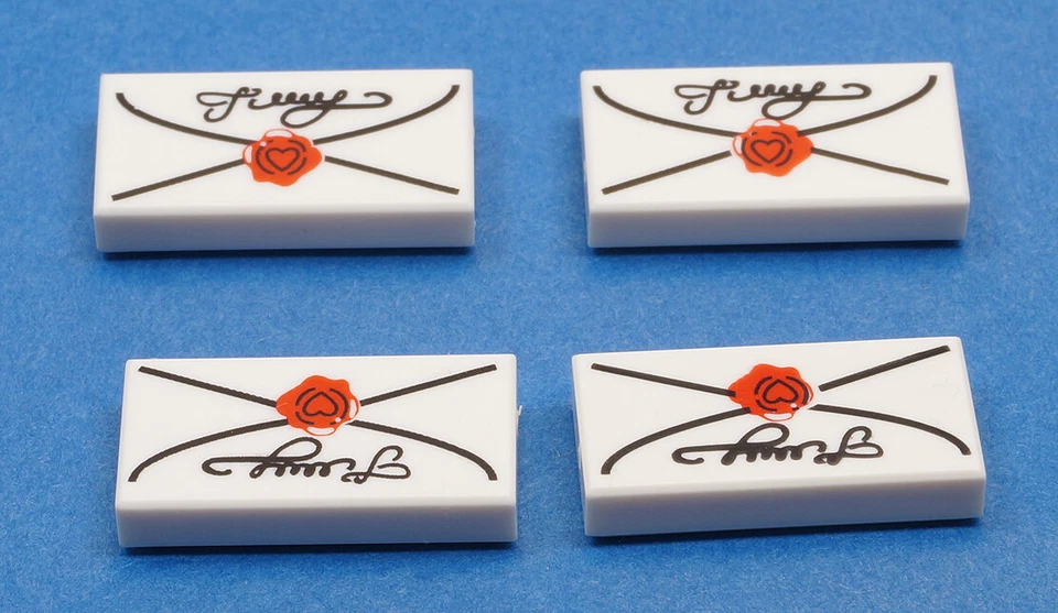 LEGO - 4 Fliesen 1x2 weiß mit Brief, Schrift und Siegel / 3069bpx40 NEUWARE - Bild 1 von 1