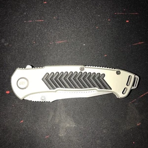 UZI USA MADE MINT RARE DISCONTINUED Defender 7.75/4.5/3.2" - Picture 1 of 7