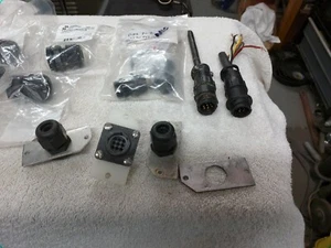 CDE/HY-GAIN antenna rotor wire connectors - Zdjęcie 1 z 3