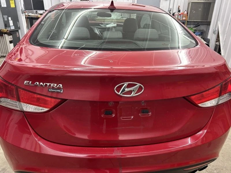 Hyundai Elantra 2013 cupé maletero/portón trasero construido en Corea Gls Canadá Foto 1 de 4