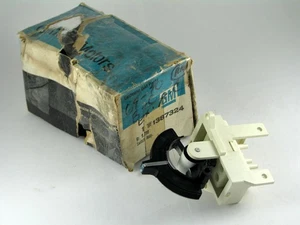 1969-1970 Buick LeSabre Wildcat Electra NOS AC vacuum switch 1387324 - Picture 1 of 5