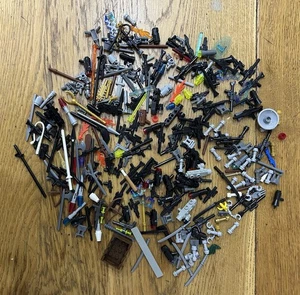 LEGO MINIFIGUR WAFFEN KONVOLUT - SCHWERTER WAFFEN ETC. - Bild 1 von 5