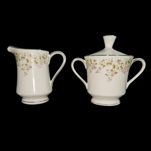 Vintage Schatztruhe Lenore Milchkännchen & Zuckerdose mit Deckel Japan Floral Silberrand - Bild 1 von 7