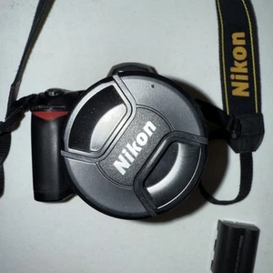 Nikon D70s DSLR Kamera mit DX SWM VR Aspherical 18-70mm Objektiv - Bild 1 von 9