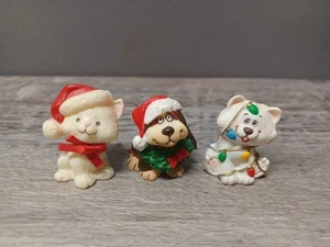 Figurina 1985/86 Miniatura Natale Cane e Gatto 1,25" Made in Sir Lanka Ex. Vintage - Foto 1 di 3