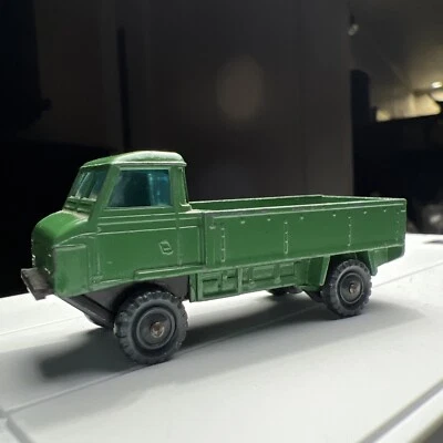 Camión HUSKY Land Rover 1964 de colección control delantero verde 11A esquina ventanas traseras en muy buen estado Foto 1 de 4