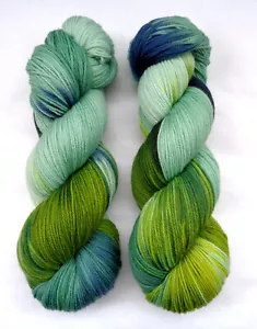 Very soft hand dyed merino nylon knitting wool Lakeside, 440yd/400m, green blue - Picture 1 of 3