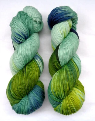 Very soft hand dyed merino nylon knitting wool Lakeside, 440yd/400m, green blue - Image 1 of 3