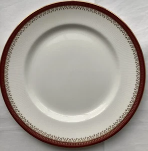 ROYAL ALBERT PARAGON ‘HOLYROOD’ BONE CHINA 10.5” DINNER PLATES - Picture 1 of 3