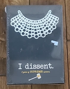 I DISSENT, A Game of SUPREME Opinions by Buffalo Games Agree/Disagree Vote Court - Foto 1 di 3