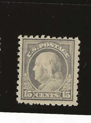 US Scott #437 mint lightly hinged 15c gray Franklin, perf 10, wmk 190 og f/vf - Image 1 of 2