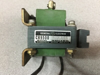 NEW NO BOX GE PULL TYPE 460VAC COIL 1"STROKE INDUSTRIAL SOLENOID CR9500A101A4A - Изображение 1 из 4