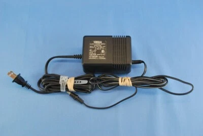Yamaha MIDI Keyboard Drum Tamura 525AV4309 AC DC Adapter 14V 800mA Power Supply - Image 1 of 4