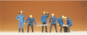 Preiser 14204 Firemen in action Plastic HO Model Kit - Picture 1 of 1