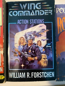 Lote de estaciones de acción Wne Commander #243 Wne Paperback William R Forstchen de colección - Imagen 1 de 1