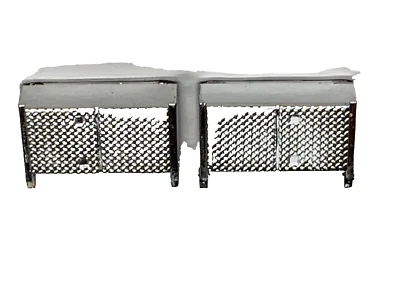 1/64 DCP PARTS CHROME WILSON ROADBRUTE TRAILER WHEEL BOX (2) - Image 1 of 3