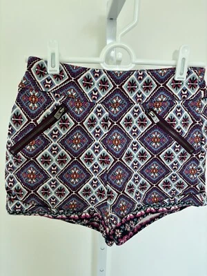 Pantalones Cortos Hollister Para Mujer XS Tiro Alto Pull-On Boho Cremallera Acentos Foto 1 de 4