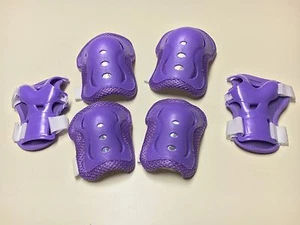 Juego de 6 PIEZAS en púrpura almohadillas para muñeca con rodillo y rodilla para niños - Imagen 1 de 1