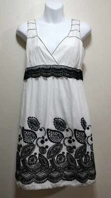 👗$118 Vestido Studio M Blanco Negro 100% Algodón Bordado Crochet Cuello ~ M M3020 Foto 1 de 4