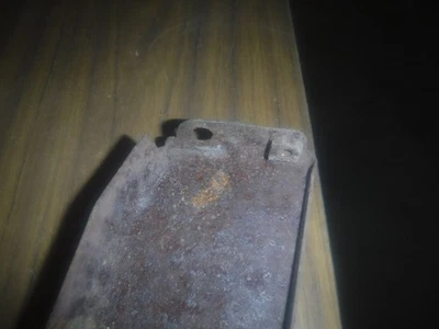 Chevrolet Impala 1958, B/A. Barra de cierre de campana de soporte de radiador usada Foto 1 de 4