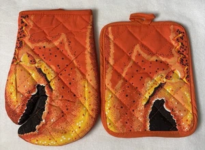 Lobster Claw Oven Mitt & Pot Holder Set - Picture 1 of 5