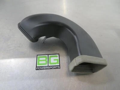 EB1375 2014 14 FERRARI FF F151 LOWER DASH AIR DUCT - Image 1 of 4