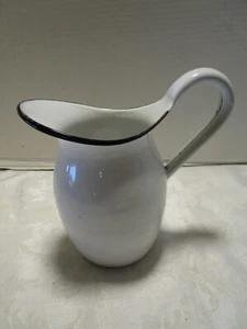 Vintage Emaillegeschirr weiß mit schwarzem Rand Krug Krug Bauernhaus 7,5" hoch - Bild 1 von 6