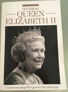 Queen Elizabeth II 1926-2022 Commemorating Queen's Life Reign Magazine collector - Picture 1 of 8