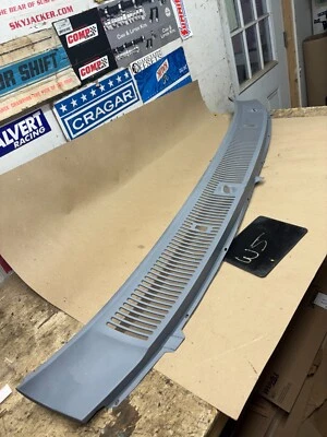 1985 86 1987 1988 DODGE D100 D150 D350 RAMCHARGER WINDSHIELD WIPER GRILLE COWL ! - Image 1 of 4