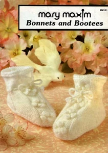 Gorros y botines tejidos y patrones de ganchillo por Mary Maxim folleto MM101 - Imagen 1 de 2