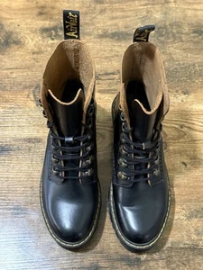 Dr Martens Leona Platform Combat Boots Black Leather Womens Size 6 - Picture 1 of 9