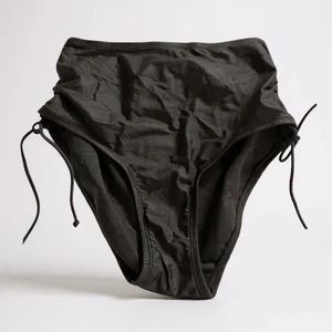Schwarze Bikinihose mit hoher Taille und seitlichen Bändern - Damen Bademode von So Größe 0X - Bild 1 von 3