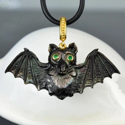 Carved Black Mother-of-Pearl Bat Pendant Gold Vermeil Sterling Silver 5.72g - Image 1 of 4