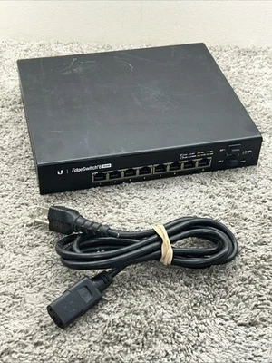 Ubiquiti EdgeSwitch-8 managed 10Gbps ethernet switch 595988 - Image 1 of 4