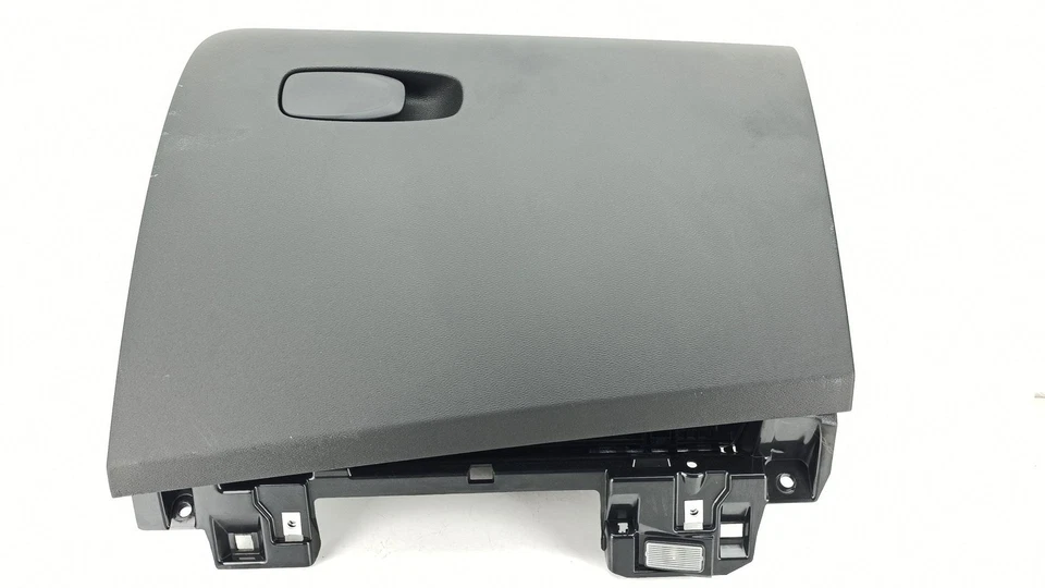 P31457499 SCATOLA DI GUANTI / 211231 PER VOLVO V60 II 225 B4 MILD-HYBRID Foto 1 de 4