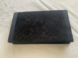 Clutch Abendtasche schwarz geprägt Brokat und Satin - Bild 1 von 6