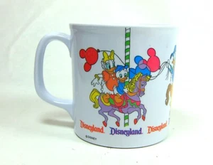 Melamina de colección 10 oz. Taza de plástico Disneyland de Superware (aprox. década de 1990) - Imagen 1 de 5