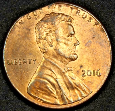 Lincoln Cent 2016 Straight Clip Error Uncirculated Red Free Shipping - Image 1 of 3