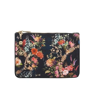 NWT CAMILLA "HAMPTON HIVE" BLACK FLORAL CANVAS COIN & PHONE BAG CLUTCH POCHETTE - Picture 1 of 5